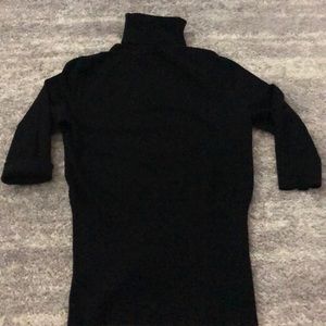 White House Black Market 3/4 Sleeve Turtle Neck